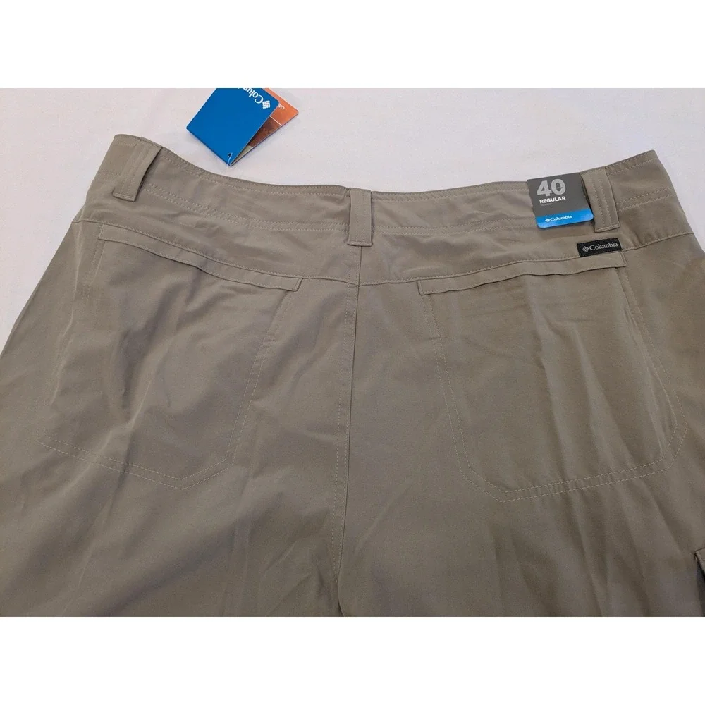 Columbia Eaglecrest Shorts Men 40 Dark Beige Omni-Shade Cargo Hiking Outdoor NWT
